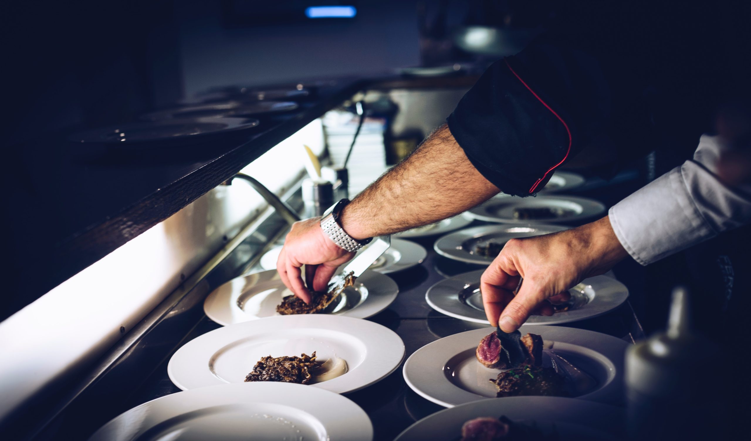 How Digital Temperature Monitoring Elevates Hotel Kitchens Food Safety